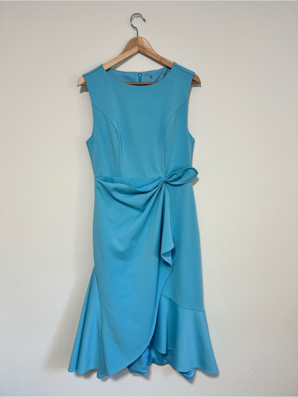 Fehaute Light Blue Elegant Sleevless Midi A-line Dress with Waist Twist - Picture 2 of 10